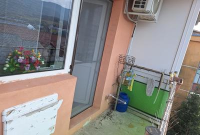 Apartament cu 3 camere decomandat în Central - 14