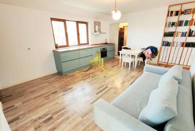 Apartament cu 3 camere semidecomandat, mobilat în Zorilor