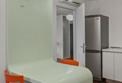 Apartament cu 3 camere decomandat, mobilat în P-ța Victoriei - 11