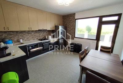 Casă cu 4 camere cu Teren 330 Mp în Micești - 2