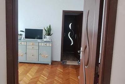 Apartament cu 2 camere semidecomandat în Central - 1