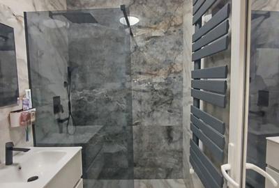 Garsonieră decomandată în Central - 8