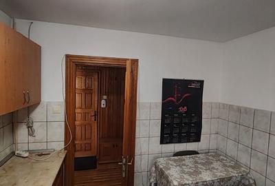 Apartament cu 3 camere în Central - 2