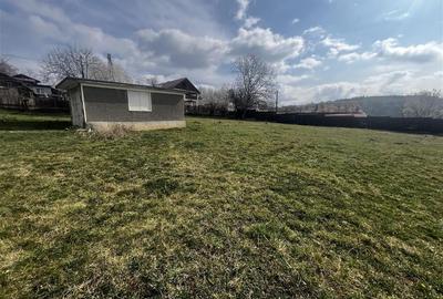 Teren 1630 mp intravilan in Baicoi, zona Dambu. - 2