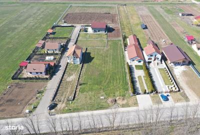 Teren de 2100 mp, în Ciugud - 2