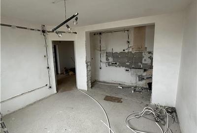 Apartamentul cu 2 camere str. George Calinescu - 2