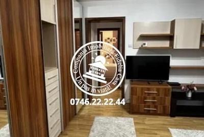Apartament cu 2 camere semidecomandat în Podu Roș