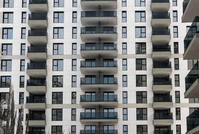 Apartament cu 3 camere decomandat în Floreasca