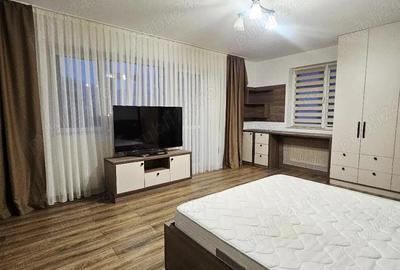 Studio 50 mp, centrala proprie, zona Titan, Sector 3 - 5