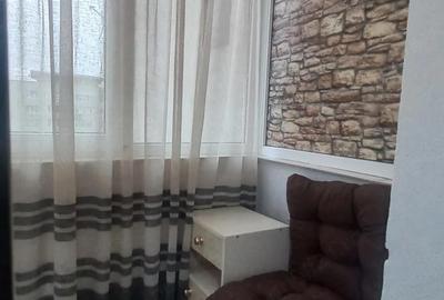 Garsonieră decomandată în 1 Mai - 3