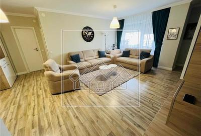 Apartament de vanzare in Sibiu-3 camere, 2 balcoane si garaj subteran - 1