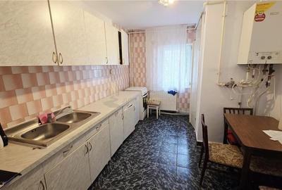 APARTAMENT 4 CAMERE 74 MP ZONA ION MESTER - 3