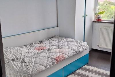 Apartament cu 3 camere decomandat în Poarta 6 - 5