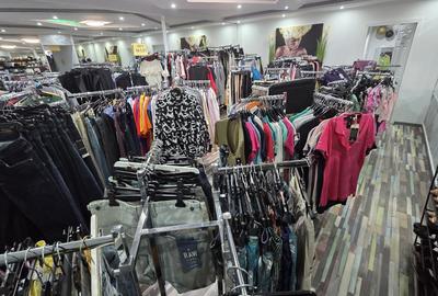 Spațiu comercial, de 70 mp, în Central - 4