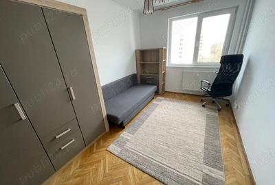 Apartament cu 3 camere semidecomandat în Pajura - 1