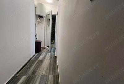 Garsonieră decomandată în Micro 19