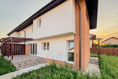Casă cu 4 camere cu Teren 250 Mp în Militari