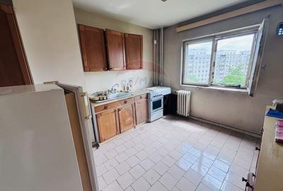 Apartament cu 2 camere decomandat în Tineretului - 1