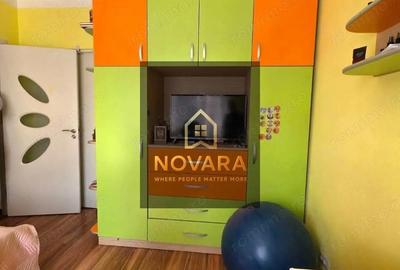 Apartament cu 3 camere semidecomandat în Dacia