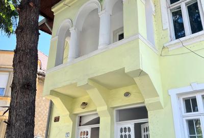 Casă individuală cu 5 camere cu Garaj în Capitale - 2