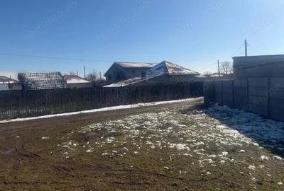 Casă cu 2 camere cu Teren 560 Mp în Coșoveni - 4