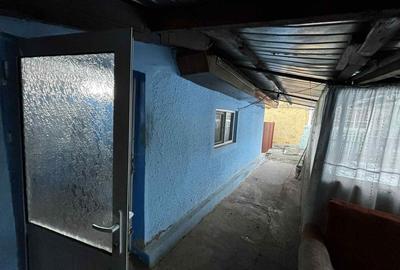 Casă cu 3 camere în Odaia Manolache - 2