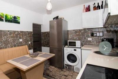 Apartament cu 4 camere decomandat în Geamăna - 8