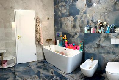 Vila Luxoasa cu Piscina Exterioara, Podgoria, 150 mp - 5