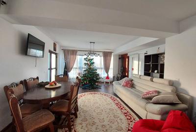 Casă cu 6 camere cu Teren 803 Mp în Cotu Vameș - 3