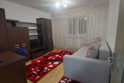 Garsonieră decomandată în Central - 4