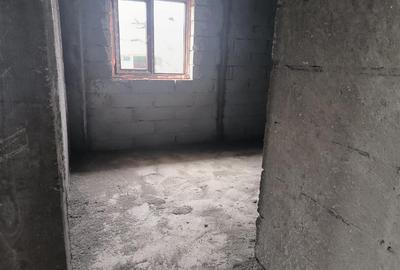 Casă cu 3 camere cu Canalizare în Drăgănescu - 4