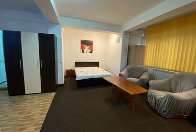 Garsonieră semidecomandată, mobilată în Gorjului - 1