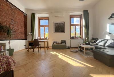 Apartament într-o clădire istorică - zonă centrală, malul canalului Apartament într-o clădire istorică - zonă centrală, malul canalului - 5