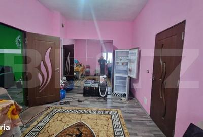Casă cu 4 camere în Central - 2