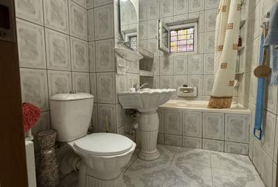 Apartament spatios, 3 camere, decomandat, 95 mp, parter - Girocului - 5