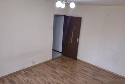 Apartament cu 2 camere nedecomandat în Vest - 4