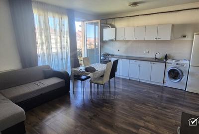Apartament cu 3 camere semidecomandat, mobilat în Florești - 1