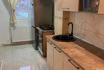 Apartament de vanzare - 4