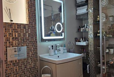 Apartament cu 3 camere în Central - 2