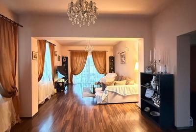 Casă cu 5 camere cu Teren 550 Mp în Central - 1