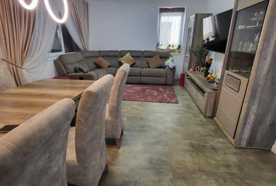Casă individuală cu 4 camere, în zona Parfumului. Comision 0 - 9