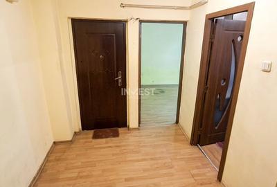 Apartament cu 3 camere decomandat în Dacia - 10