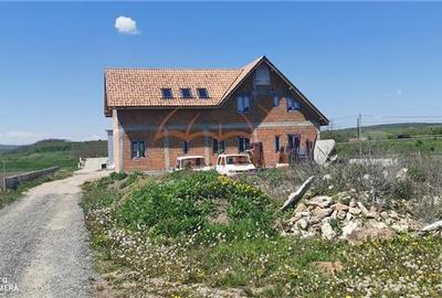 Vila - Pensiune de vanzare, 18 camere in Fundatura-Iclod, Cluj ! - 1