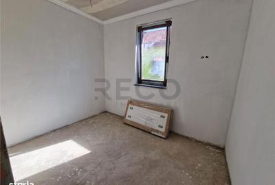 Casă cu 3 camere cu Teren 350 Mp în Borș - 4