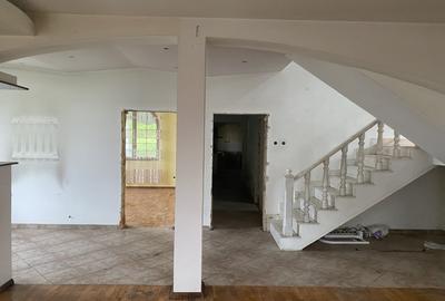 Casă individuală cu 5 camere cu Teren 1381 Mp în Costești - 5