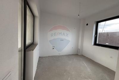Casă cu 4 camere cu Teren 150 Mp în Șelimbăr - 6