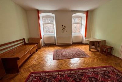 2 camere Piata Brasaai-Centrul Istoric - 2