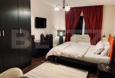 Casă cu 6 camere cu Teren 400 Mp în Unirea - 1