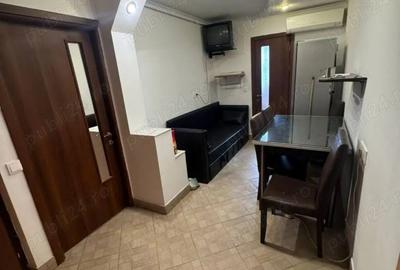 Vand apart. 2 camere Ostroveni , et 4 din 5 , 2 balcoane . - 2