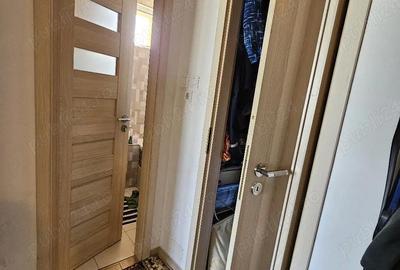 Apartament cu 2 camere decomandat în Titan - 10